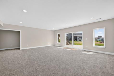 1700 Green Oak Pass Tiffin IA 52340