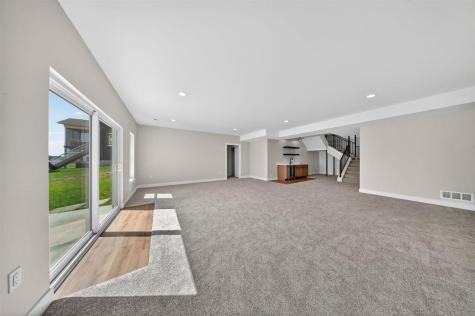 1700 Green Oak Pass Tiffin IA 52340