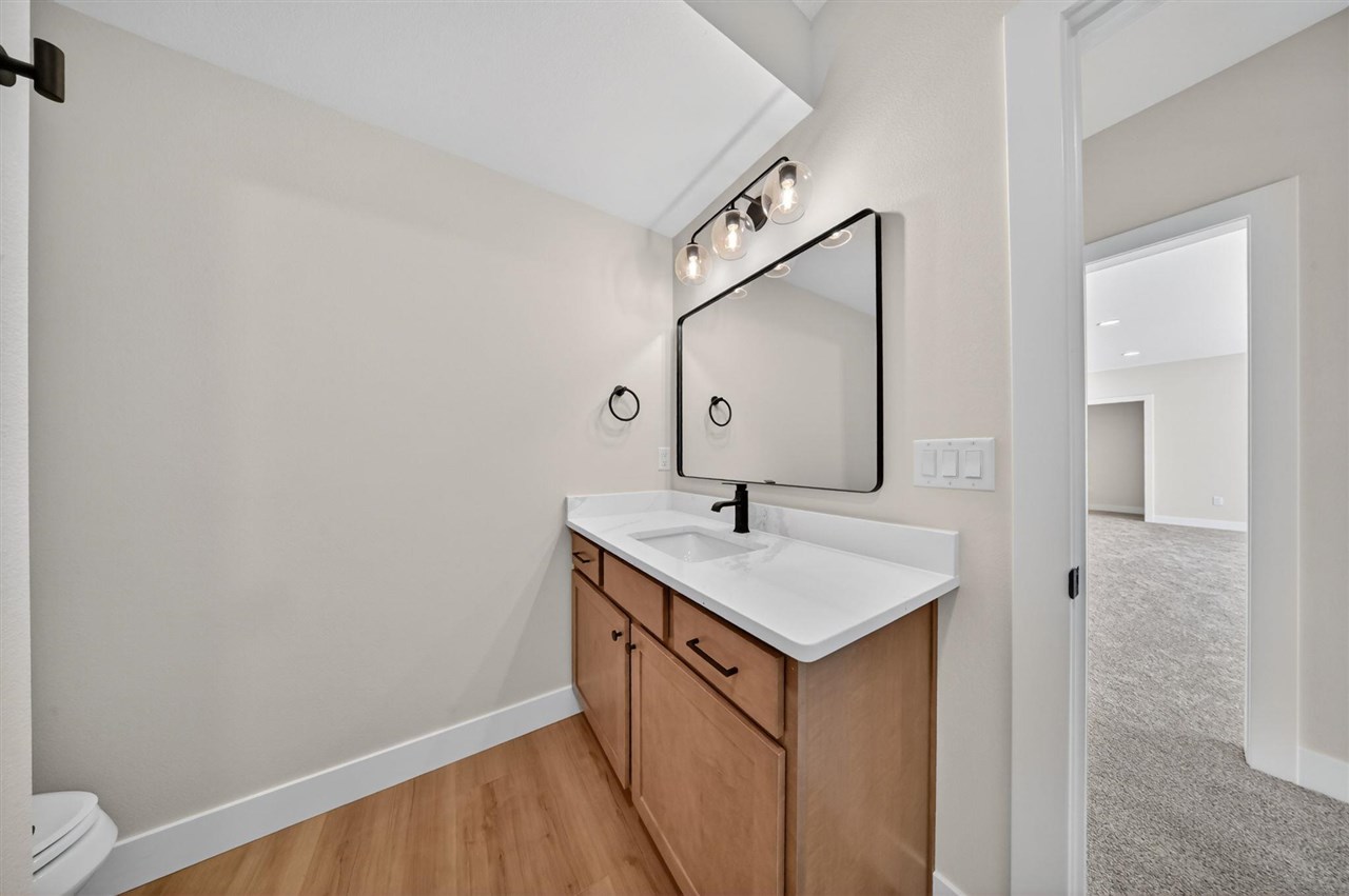 1700 Green Oak Pass Tiffin IA 52340