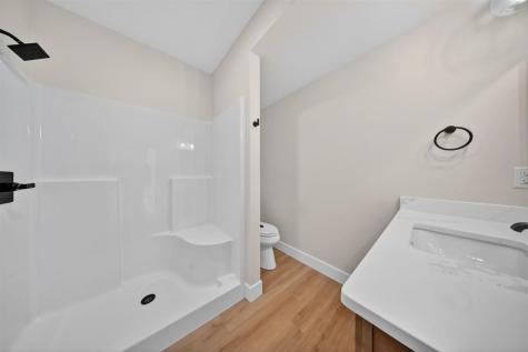 1700 Green Oak Pass Tiffin IA 52340