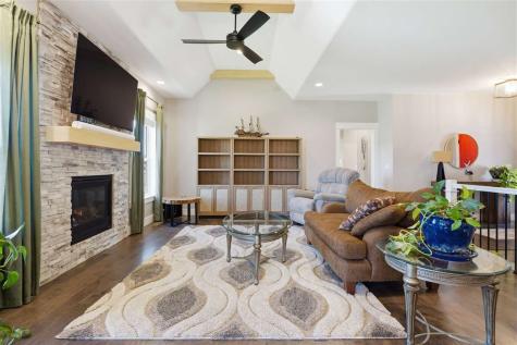 1180 Salm Drive North Liberty IA 52317