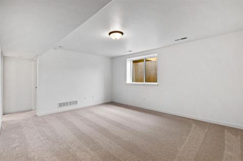 1405 Winterberry Lane North Liberty IA 52317
