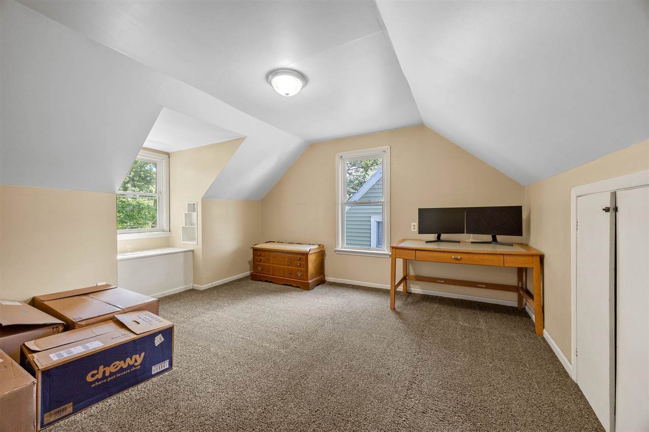 411 22nd Street NE Cedar Rapids IA 52402