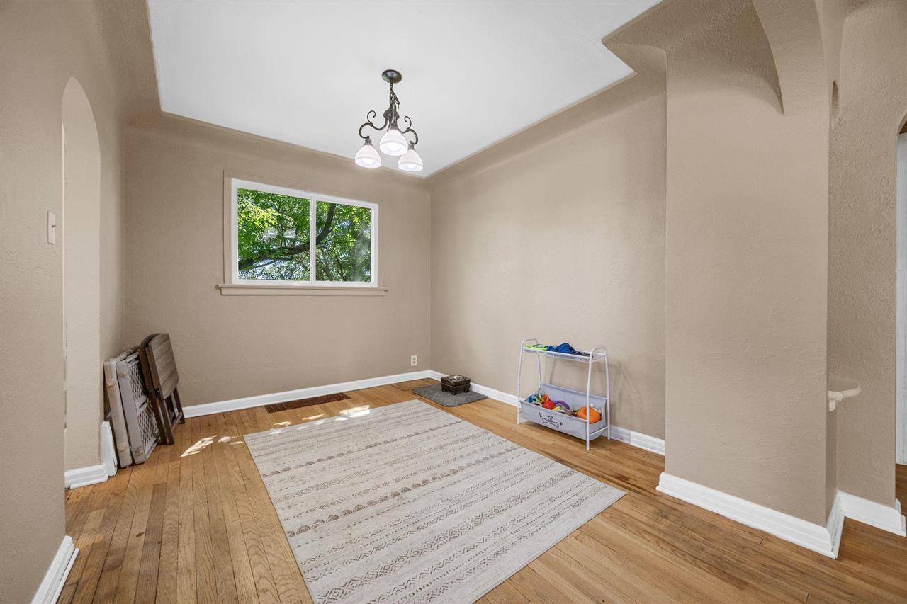 411 22nd Street NE Cedar Rapids IA 52402