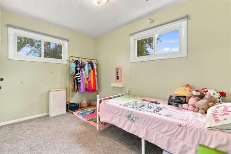 2503 Indiana Street SW Cedar Rapids IA 52404