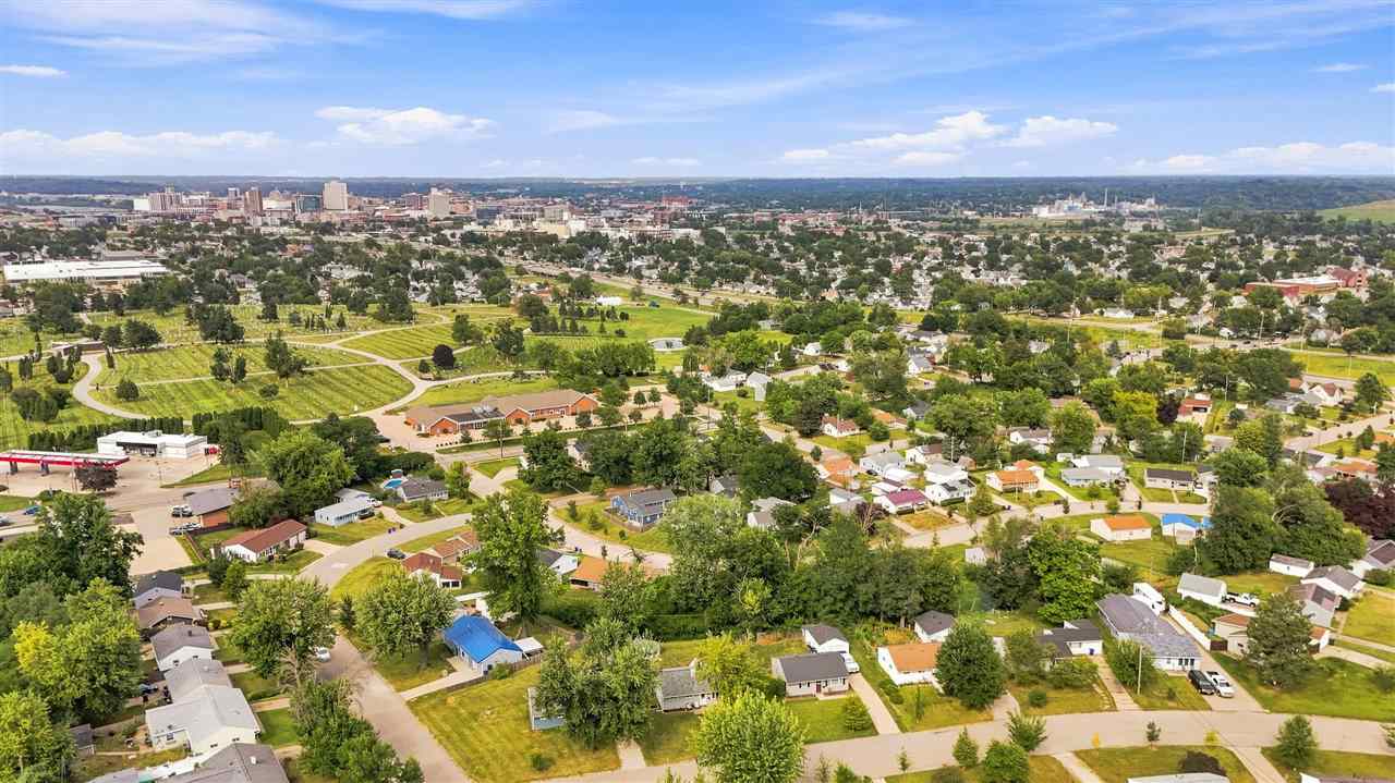 2503 Indiana Street SW Cedar Rapids IA 52404