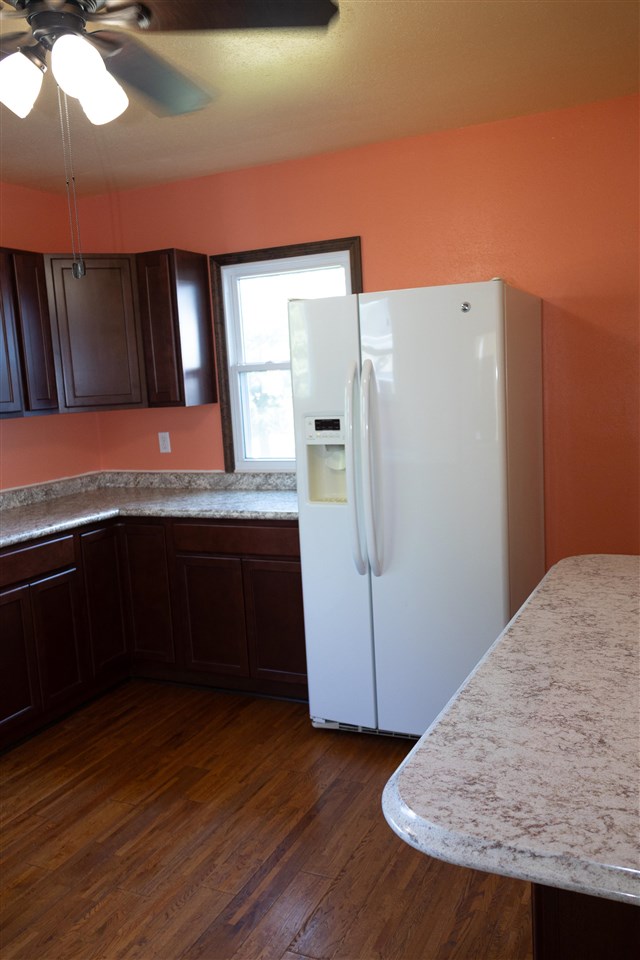 132 E Wilson Oxford IA 52322