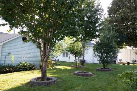 132 E Wilson Oxford IA 52322