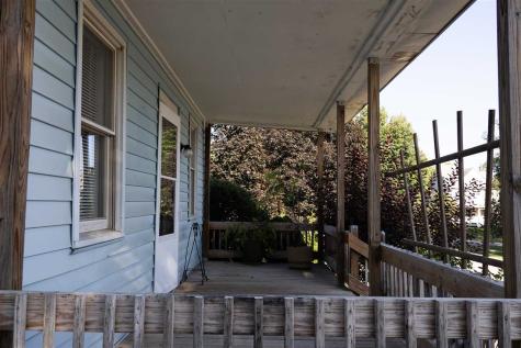 132 E Wilson Oxford IA 52322