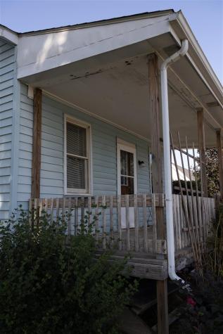 132 E Wilson Oxford IA 52322