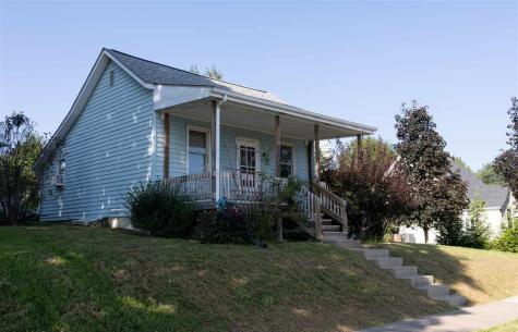 132 E Wilson Oxford IA 52322