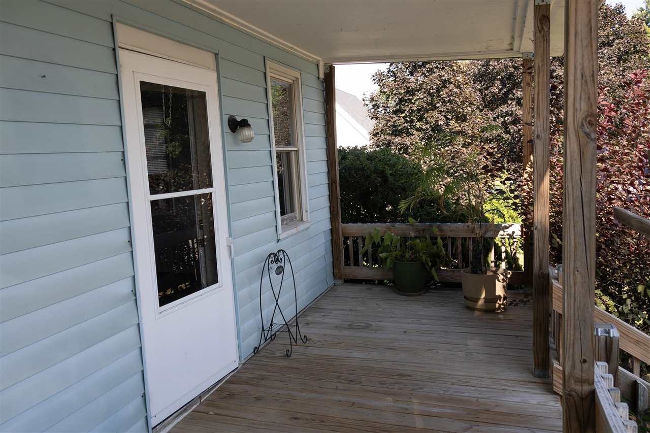 132 E Wilson Oxford IA 52322