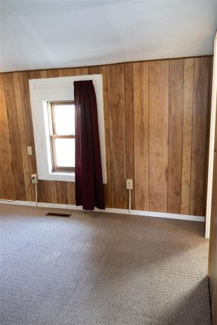 132 E Wilson Oxford IA 52322