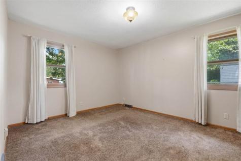 604 8th Avenue Coralville IA 52241-0000