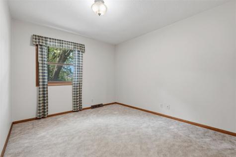 604 8th Avenue Coralville IA 52241-0000