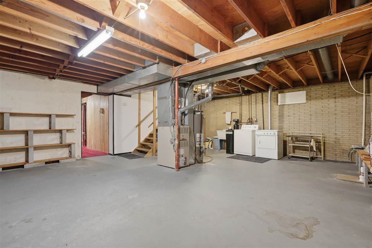 604 8th Avenue Coralville IA 52241-0000