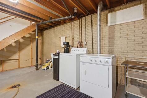 604 8th Avenue Coralville IA 52241-0000
