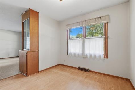 604 8th Avenue Coralville IA 52241-0000