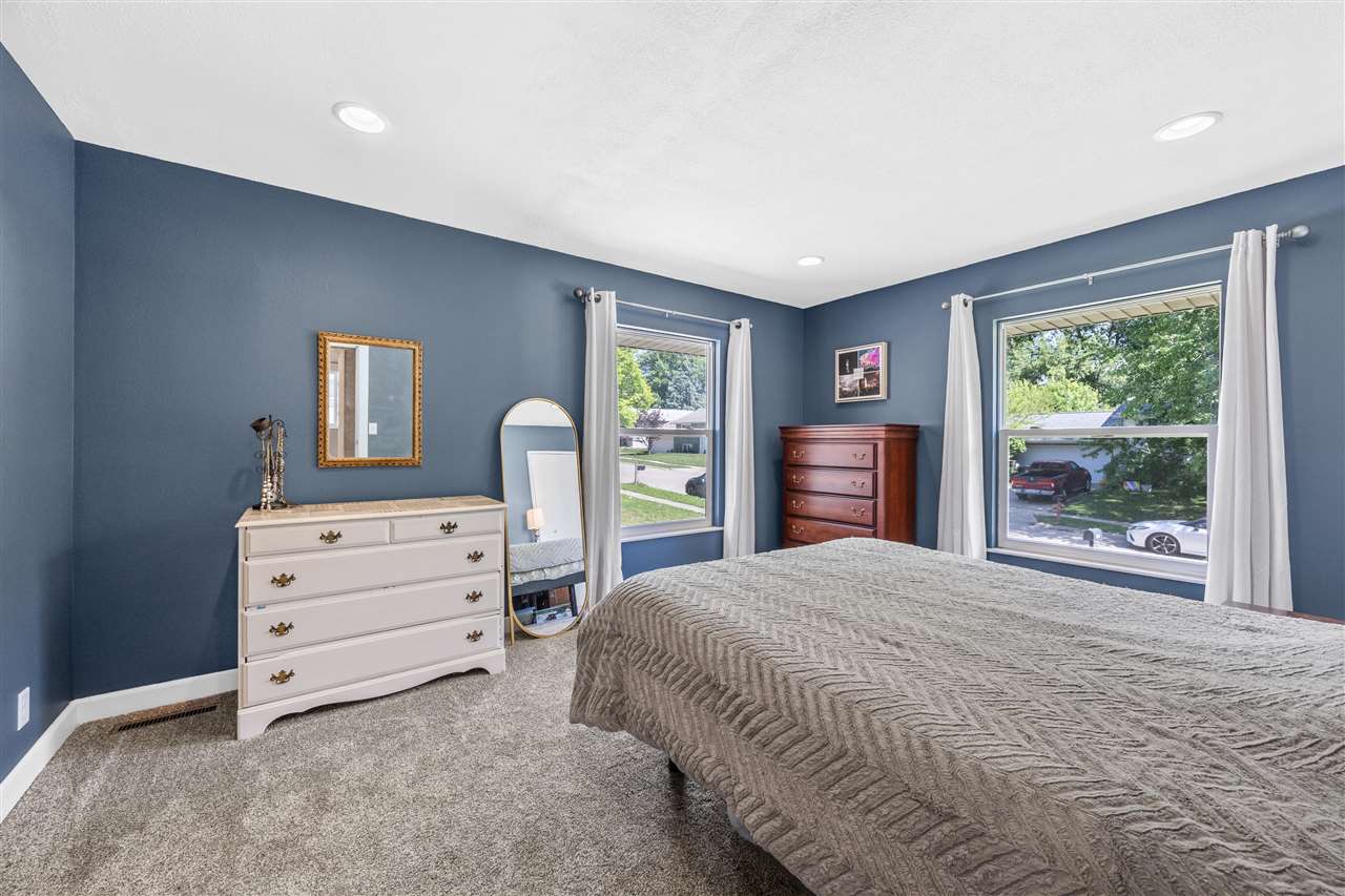 3365 Tulane Avenue Iowa City IA 52245