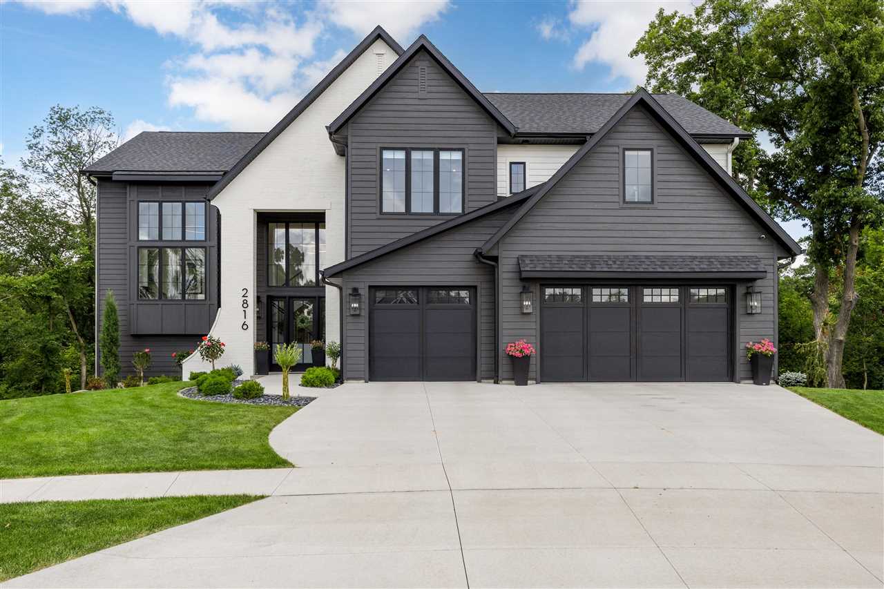 2816 Buckle Down Circle Iowa City IA 52245