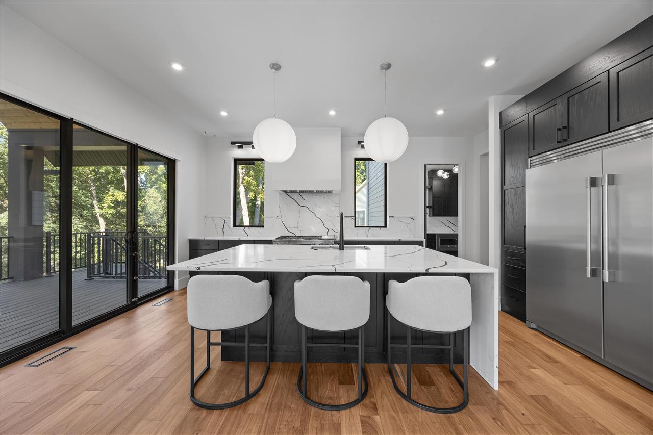 2816 Buckle Down Circle Iowa City IA 52245