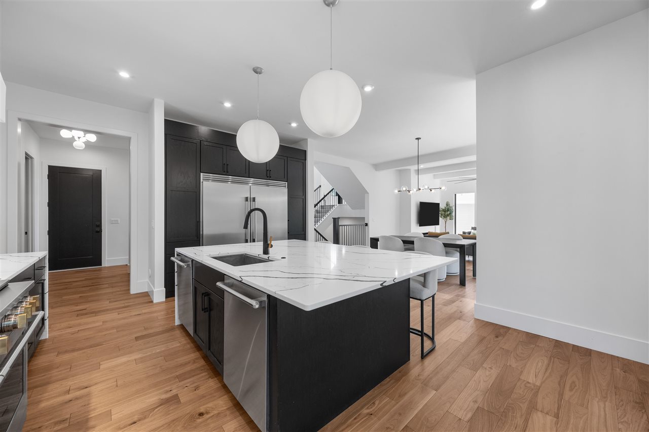 2816 Buckle Down Circle Iowa City IA 52245