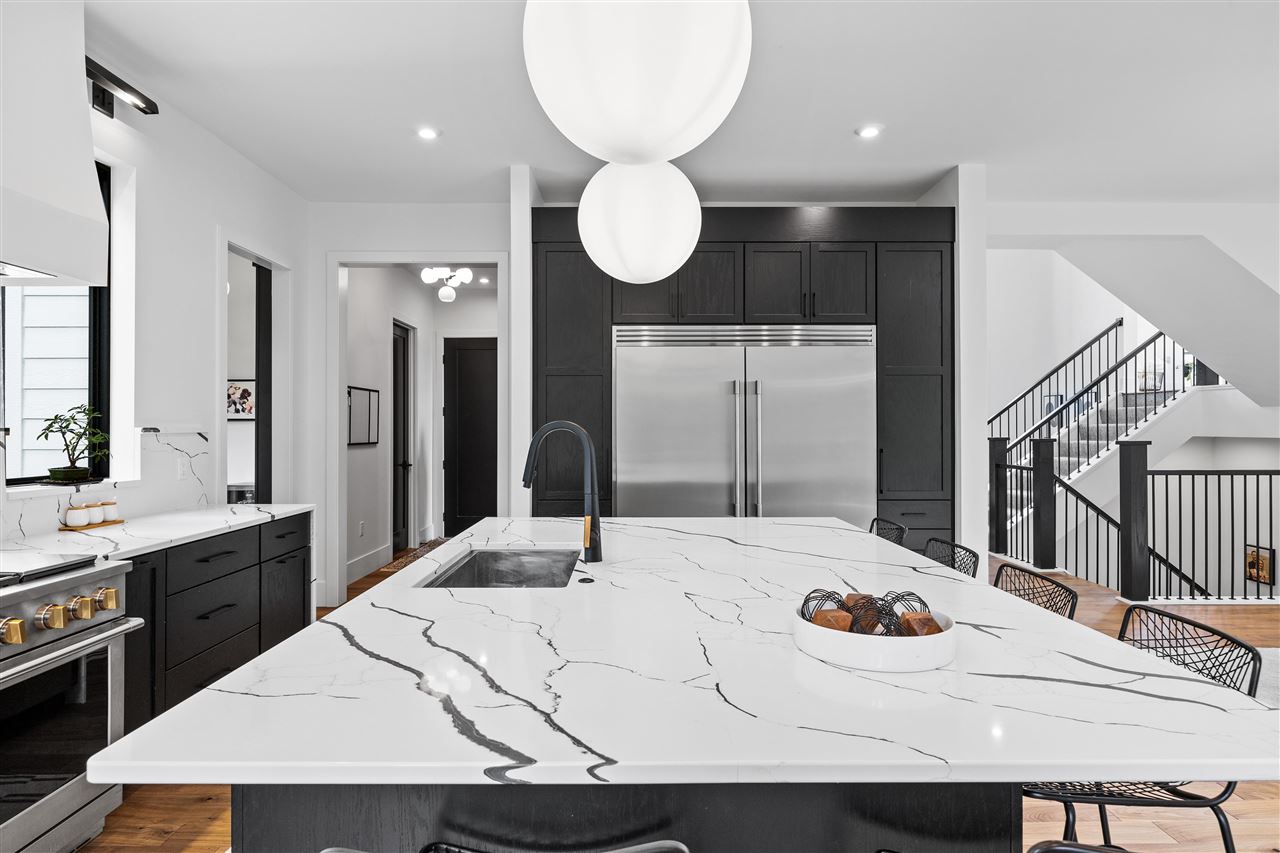 2816 Buckle Down Circle Iowa City IA 52245