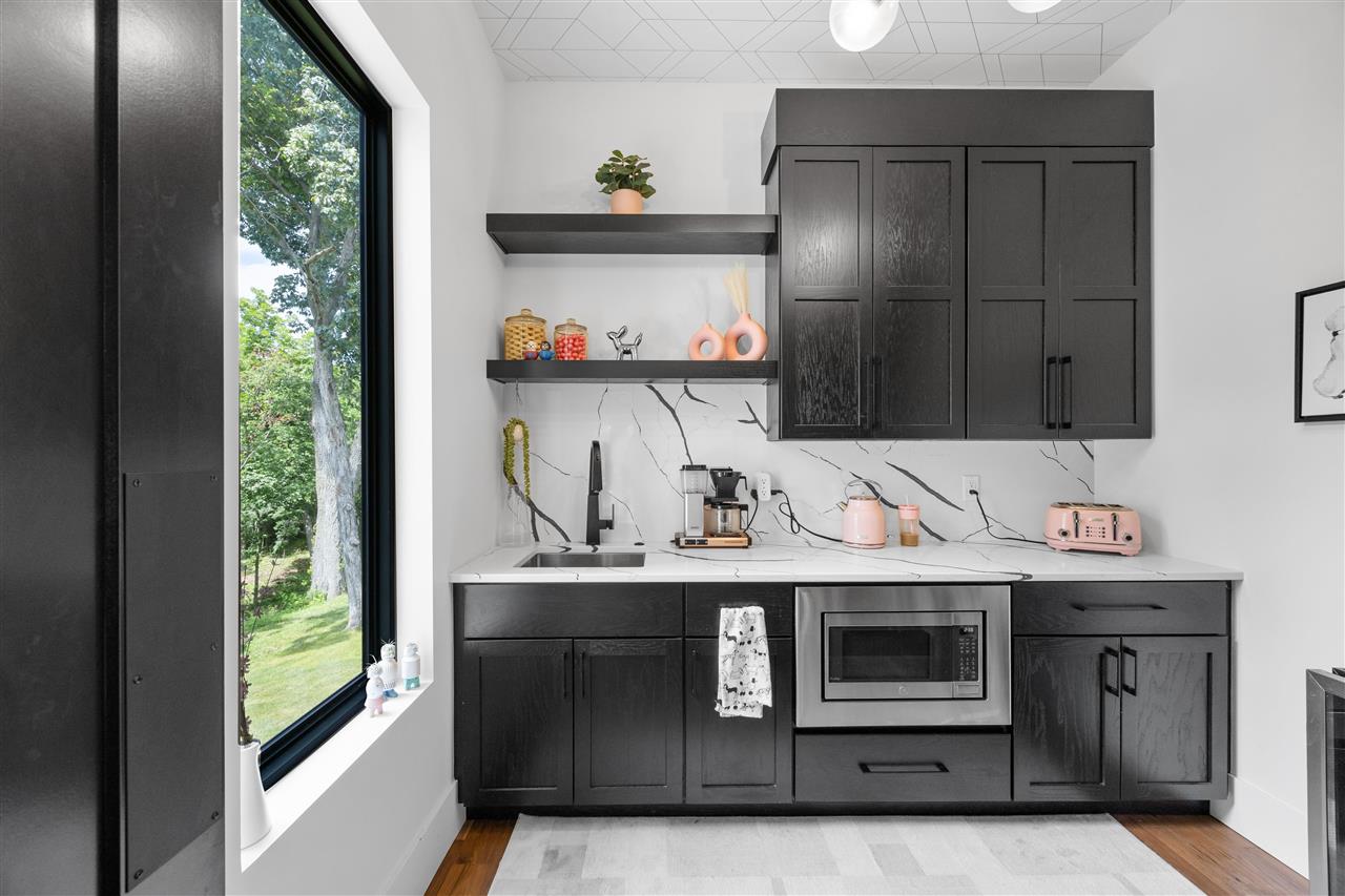 2816 Buckle Down Circle Iowa City IA 52245