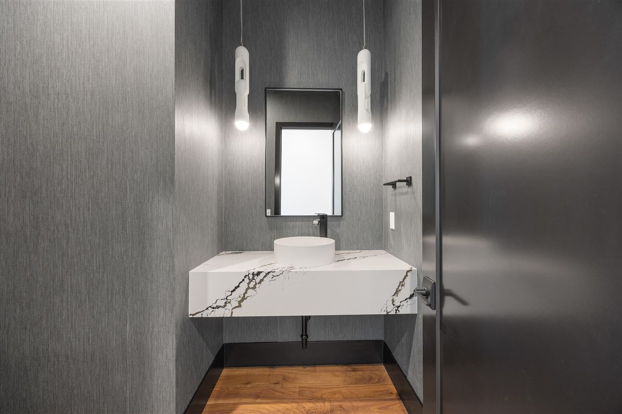 2816 Buckle Down Circle Iowa City IA 52245