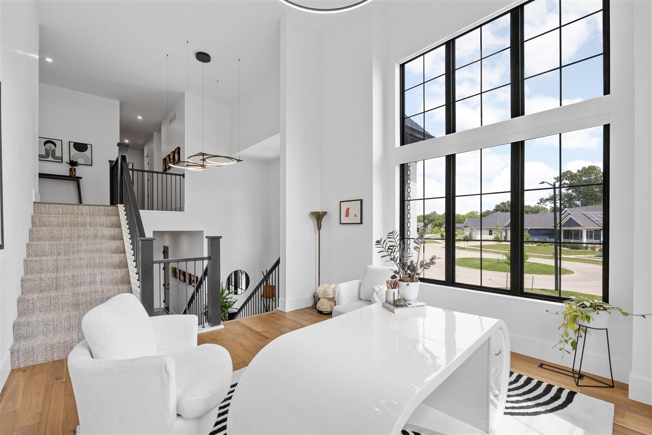 2816 Buckle Down Circle Iowa City IA 52245