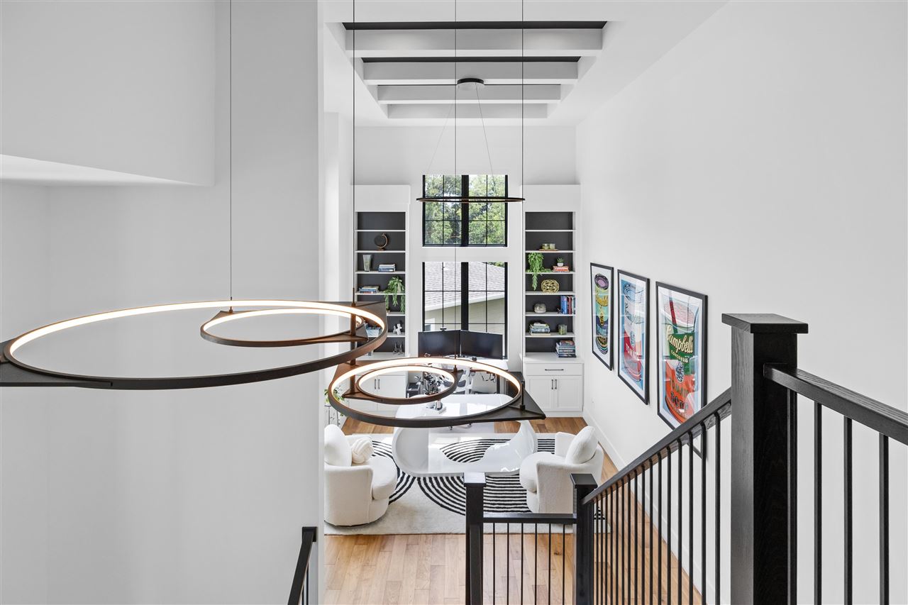 2816 Buckle Down Circle Iowa City IA 52245