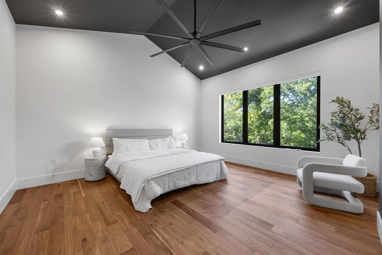 2816 Buckle Down Circle Iowa City IA 52245