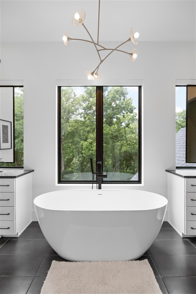 2816 Buckle Down Circle Iowa City IA 52245