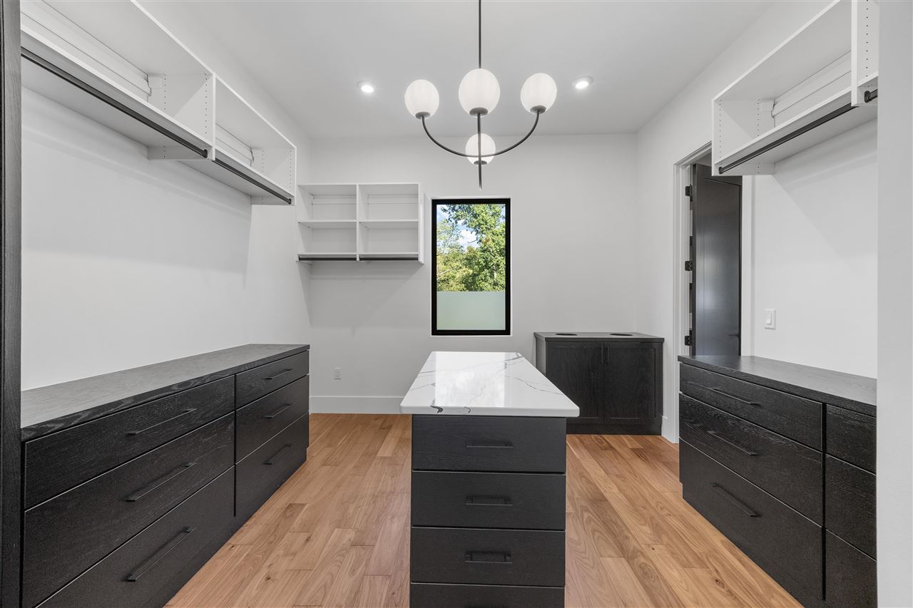 2816 Buckle Down Circle Iowa City IA 52245