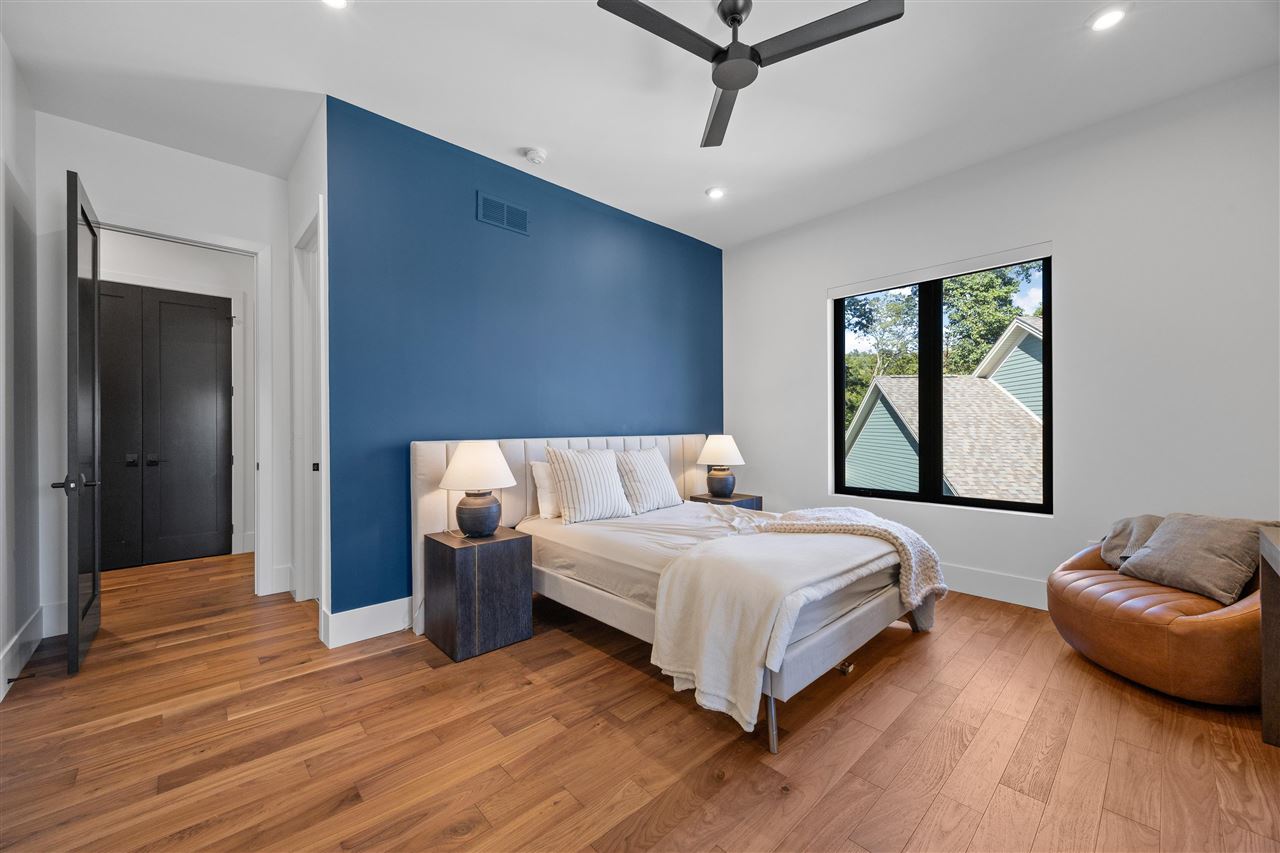 2816 Buckle Down Circle Iowa City IA 52245