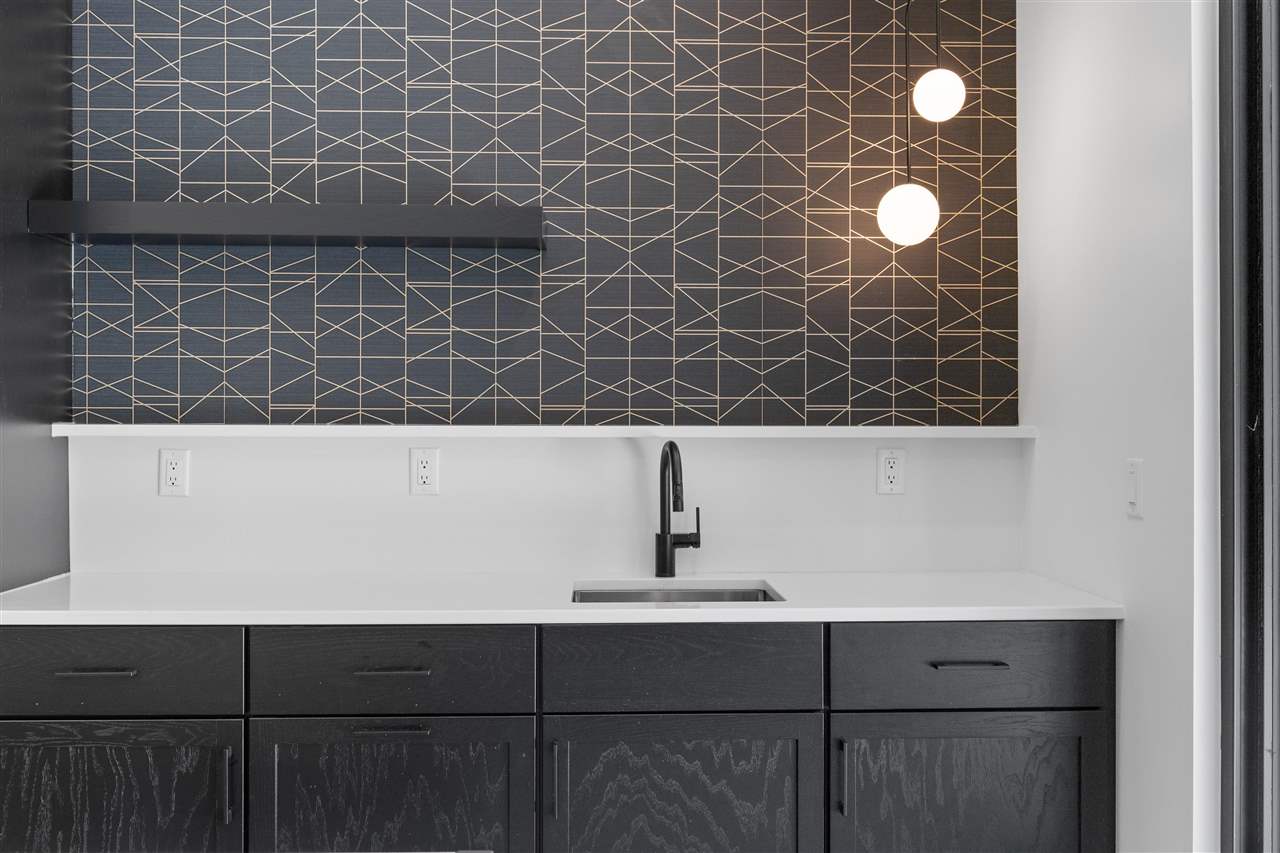 2816 Buckle Down Circle Iowa City IA 52245