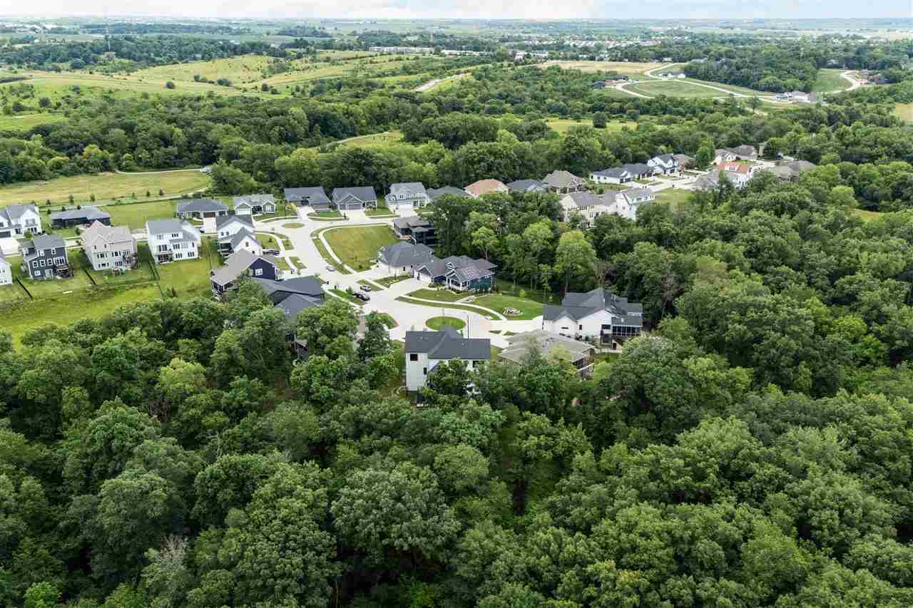 2816 Buckle Down Circle Iowa City IA 52245