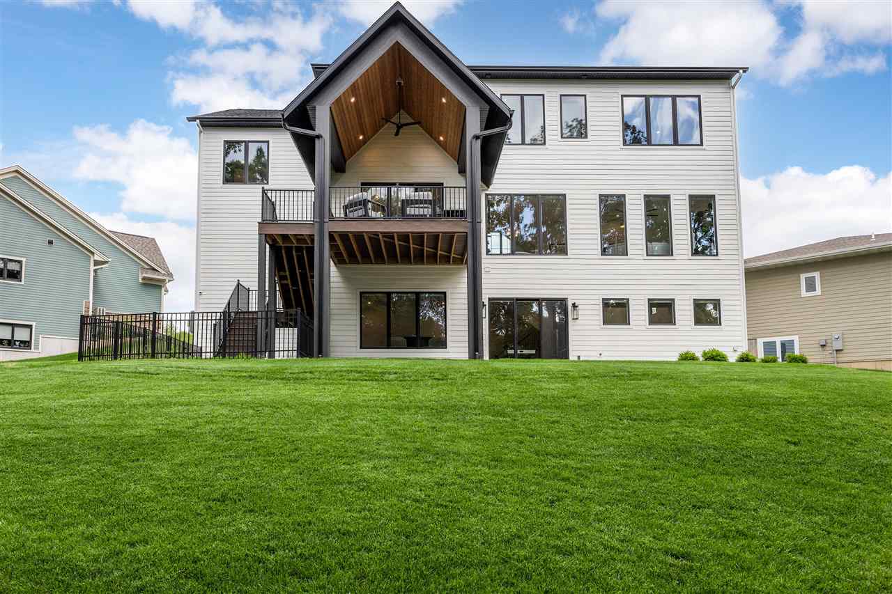 2816 Buckle Down Circle Iowa City IA 52245