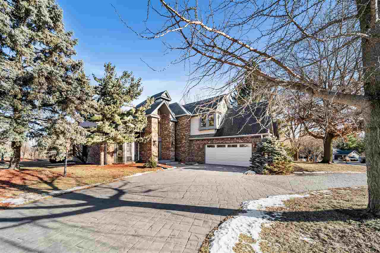 1701 Brown Deer Road Coralville IA 52241