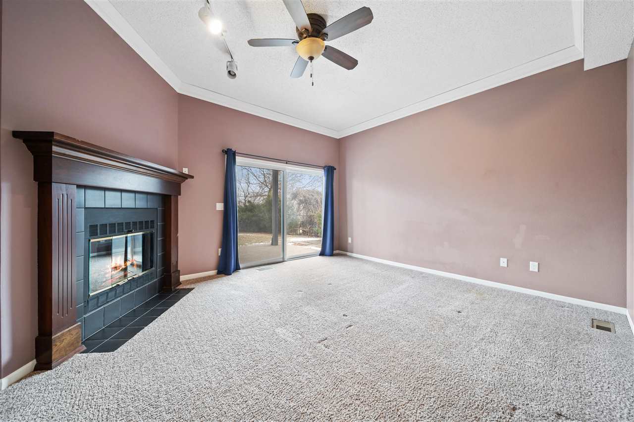 1701 Brown Deer Road Coralville IA 52241