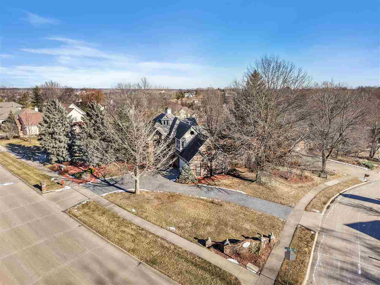 1701 Brown Deer Road Coralville IA 52241
