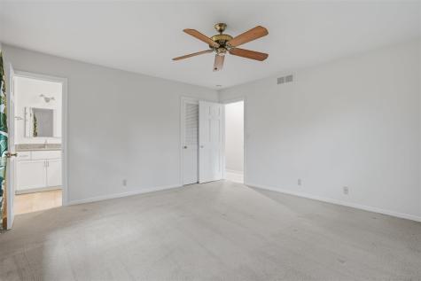 4331 Oakridge Trail NE Iowa City IA 52240