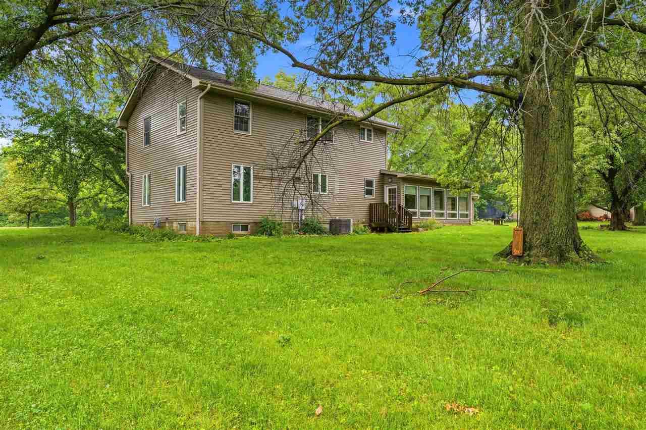 4331 Oakridge Trail NE Iowa City IA 52240