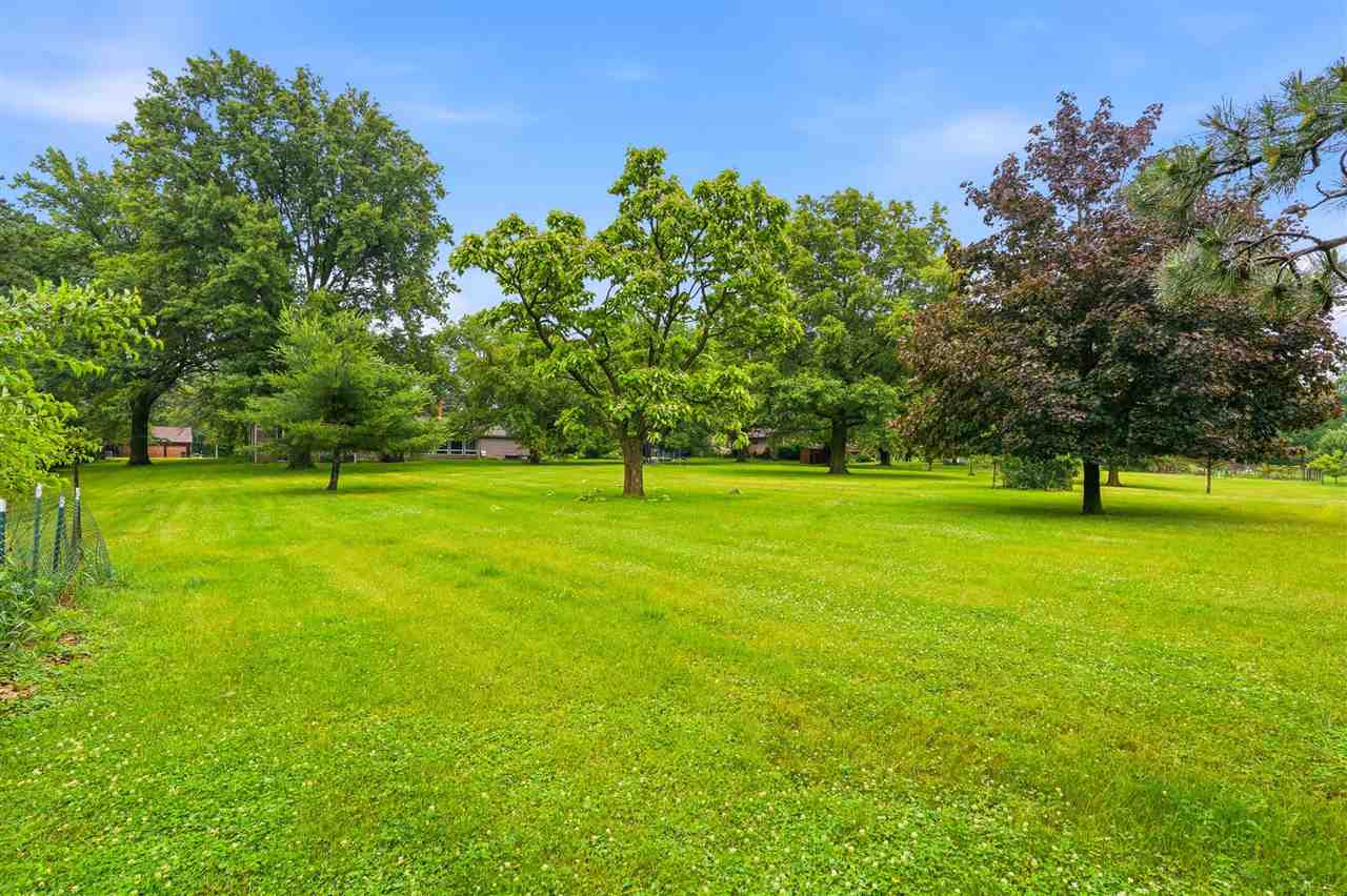 4331 Oakridge Trail NE Iowa City IA 52240