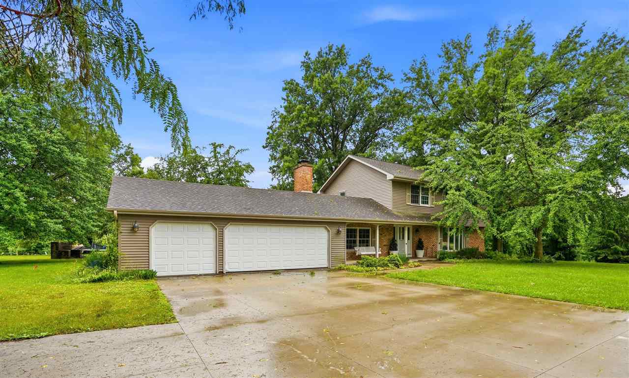 4331 Oakridge Trail NE Iowa City IA 52240