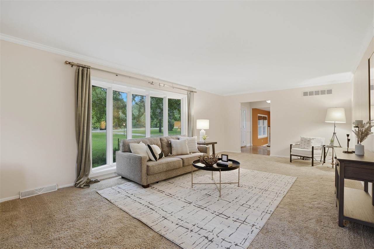 4331 Oakridge Trail NE Iowa City IA 52240