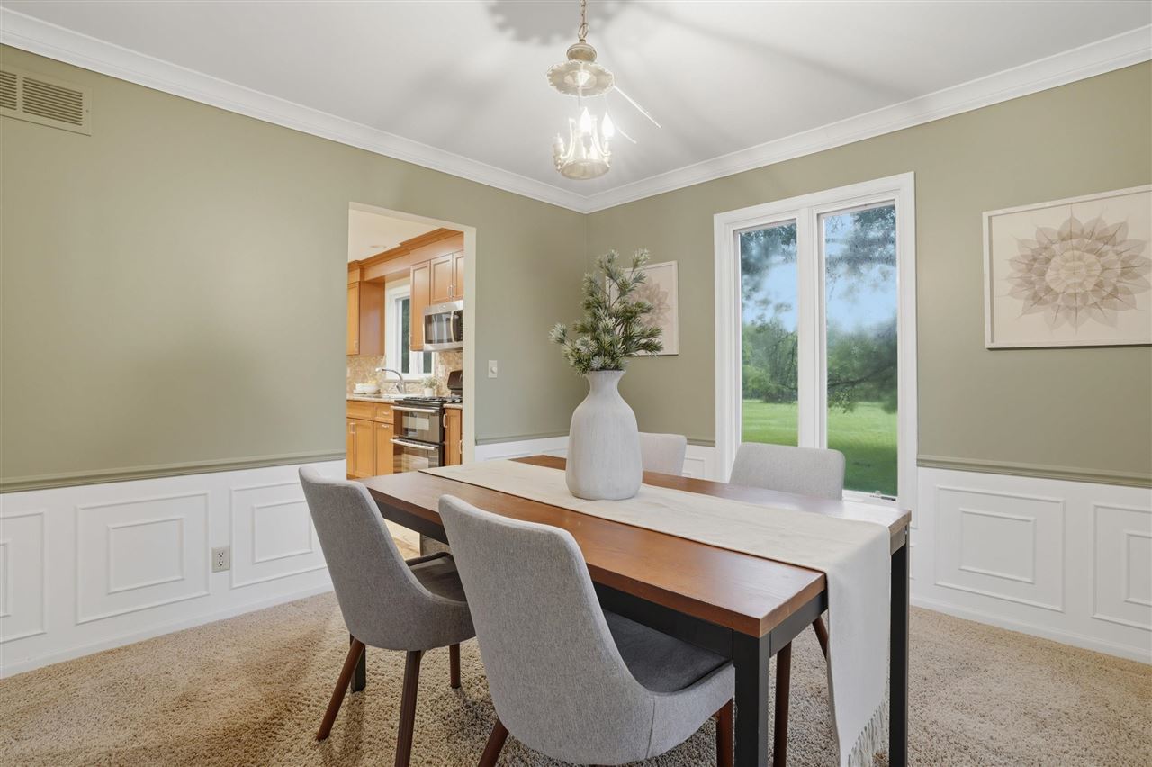 4331 Oakridge Trail NE Iowa City IA 52240