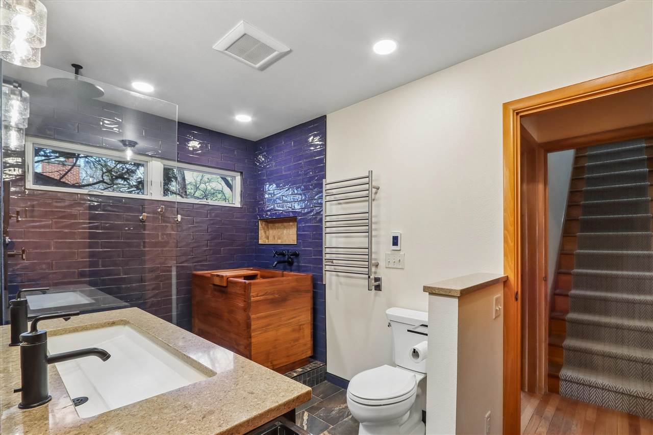 430 Magowan Avenue Iowa City IA 52246