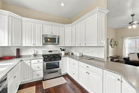 220 Cherry Lane Tiffin IA 52340