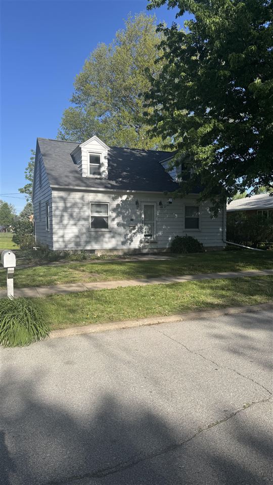 709 E 3rd Street Kalona IA 52247